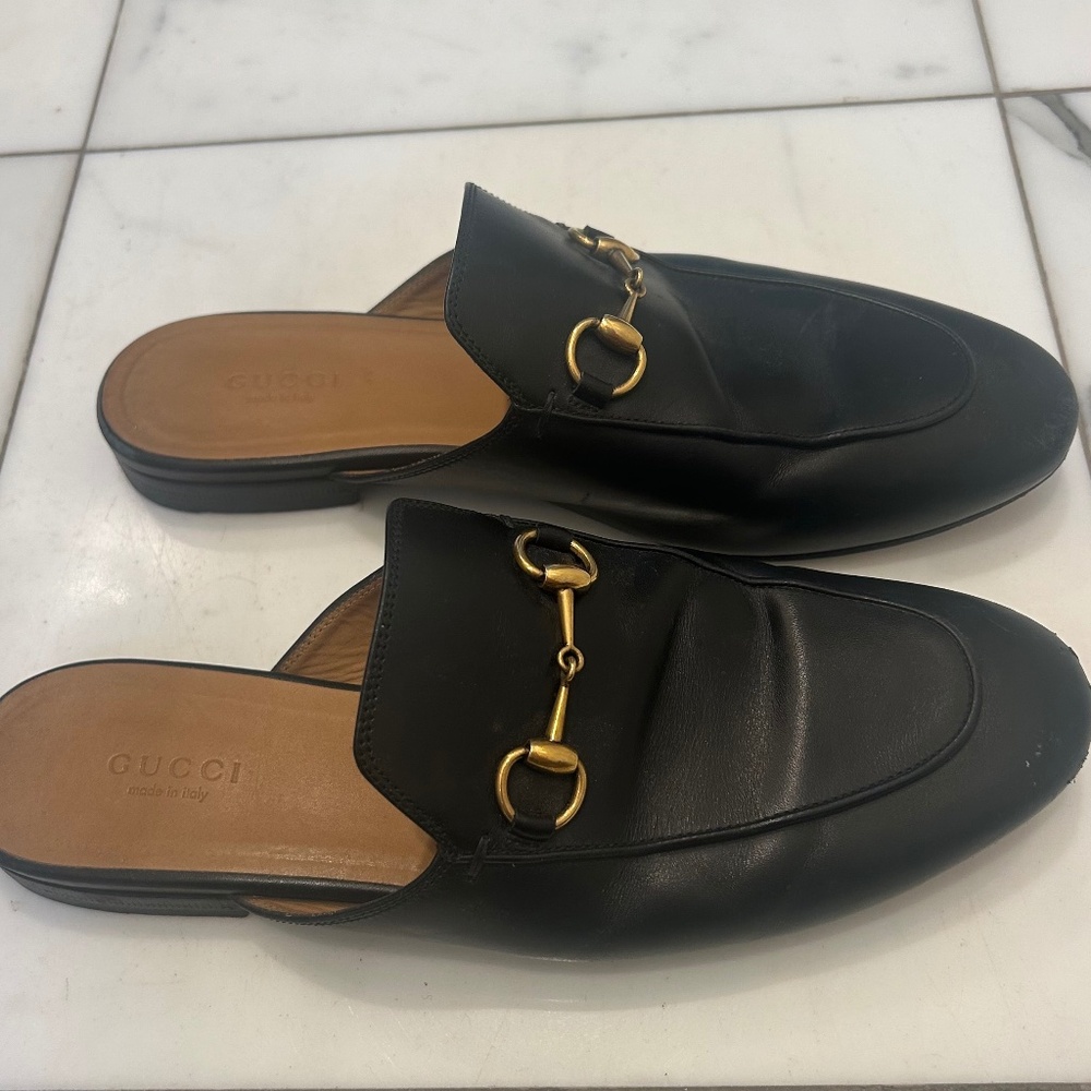 GUCCI women black leather horsebit loafer mules